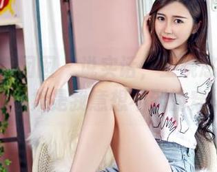 Feilin嗲囡囡 - 说实话，王婉悠Queen的牛仔裤合集是我意想不到的穿搭灵感！