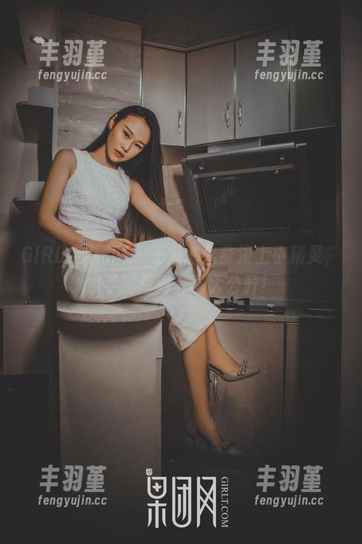 GIRLT果团网 - 王婉悠化身海上小精灵，水手服写真套图大公开！