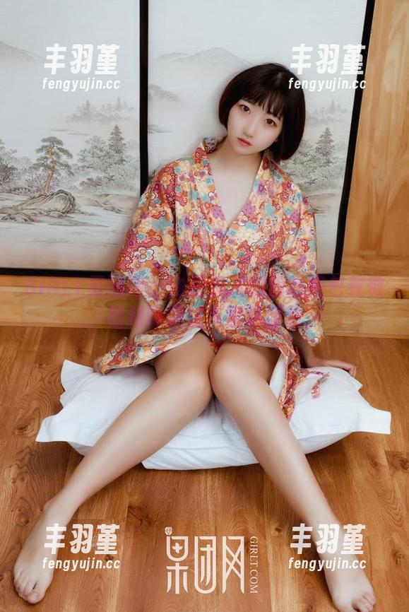 GIRLT果团网 - 向通灵儿的旗袍图包致敬，福利市集让人眼花缭乱。
