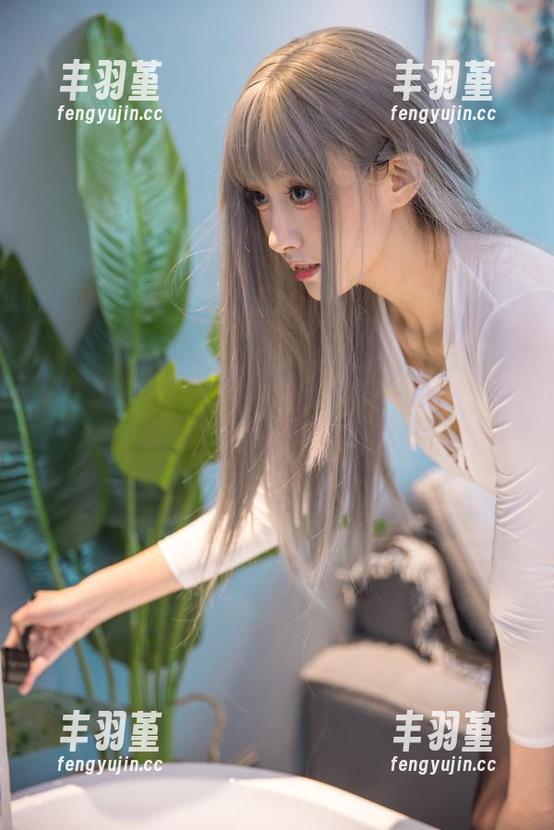 Luisa_零纱的写真集又来了，最新“吾妻正片”，眼前一亮！