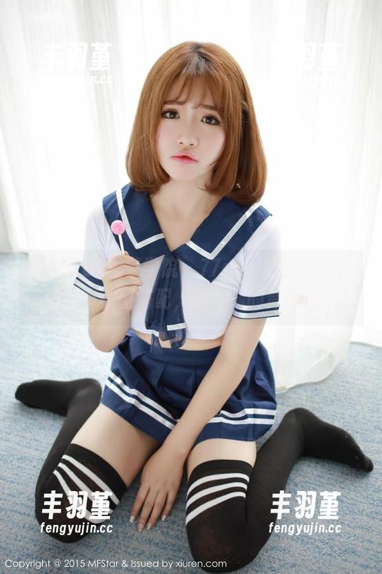 MFStar模范学院-77qiqi MFStar模范学院 - 77qiqi轻轻一撩,高清写真校服搭配,直击你的青春回忆!