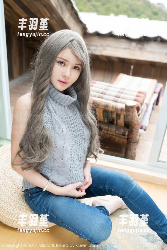 MiStar魅妍社 - 分享这组李梓熙的皮衣套图，优雅又调皮，你能发现哪一点吗？