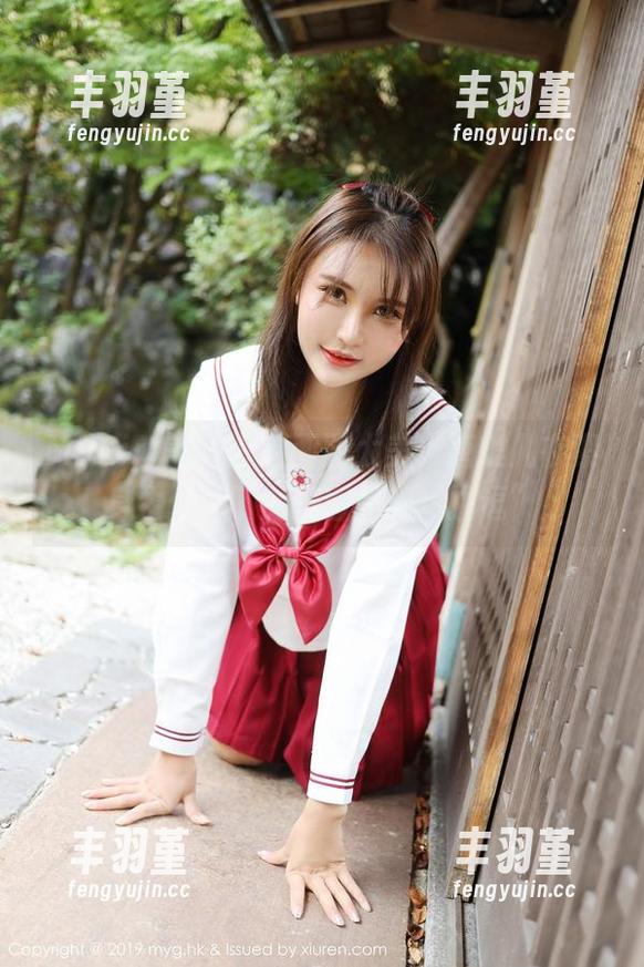 MyGirl美媛馆 - 画面太美，唐琪儿在紧身牛仔裤下的美图是种“挑逗”