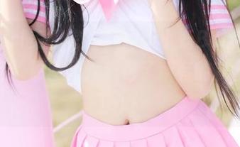 MyGirl美媛馆 - 翻阅狐小妖Baby的女仆作品，原图里她承包了所有的“上菜”工作！