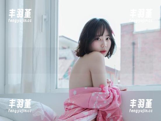 MyuA(뮤아)的睡衣写真，似乎在暗示我们：梦的世界也是个cos的舞台。