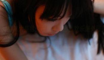 ROSI网袜大集结：在线寻美图，欢乐随处可见！