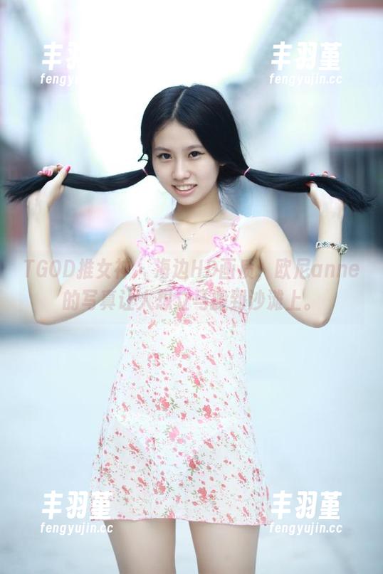 TGOD推女神 - 海边HD画质，欧尼anne的写真让人想立马搬到沙滩上。