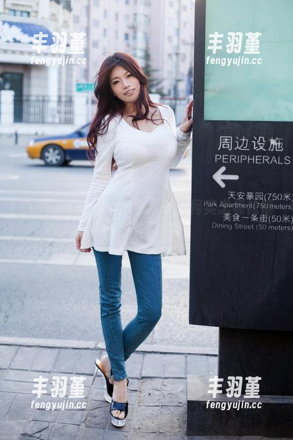 TuiGirl - 足下的温柔——何奕恋棉袜精选作品集