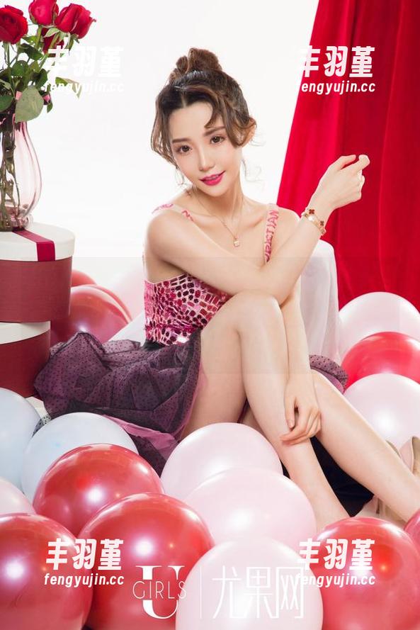 UGirls尤果网 - 免费取经，李思宁的美图观察室里，今天的重点是“肉丝”的那些千奇百怪。