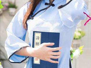 UGirls尤果网 - 陈七七的私房婚纱合集——这里的婚纱比蛋糕还甜！