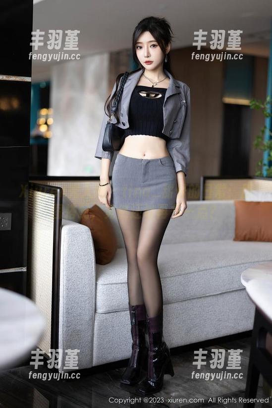 Xiuren秀人网-tina_甜仔 Xiuren秀人网 - tina_甜仔的日常:原图搭配,竟然还敢再多一点?