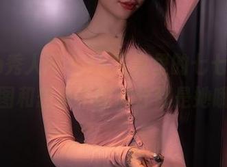 Xiuren秀人网 - JK写真里的七七kiko，原图和想象不能满分都是她哦。