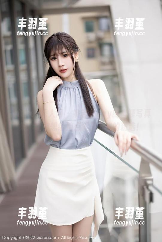 Xiuren秀人网-姚若兮vay Xiuren秀人网 - 姚若兮vay的套装写真集:让你想给她点赞三千遍的精选!