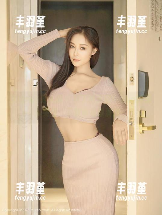 Xiuren秀人网-林子欣freya Xiuren秀人网 - 有了林子欣freya的双人美图,下载幸福感满满!
