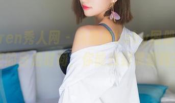 Xiuren秀人网 - 沫晓伊baby图册：天使的自拍时间，你能找到灵感吗？