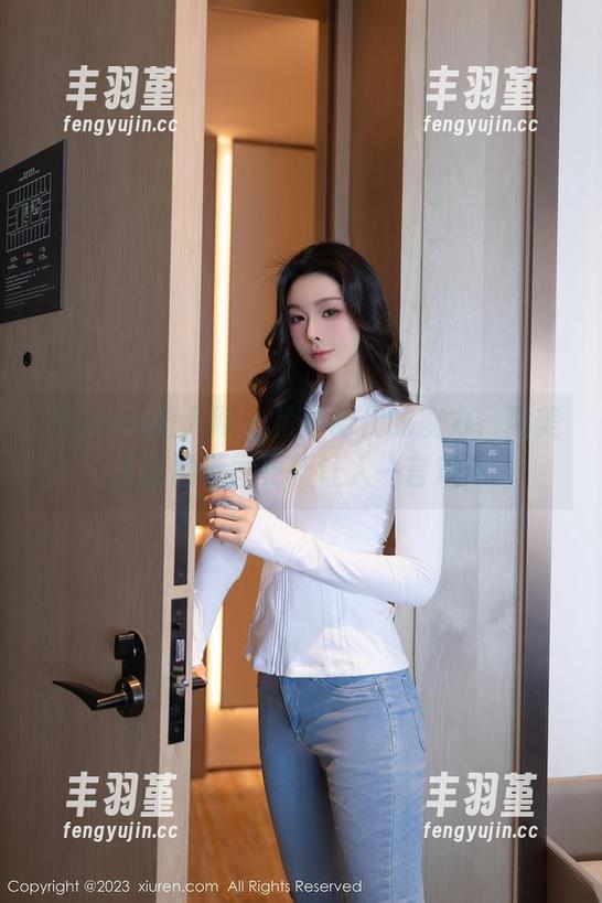 Xiuren秀人网 - 校园时代的魔力，糯美子新的原图更新让人一言难尽
