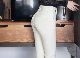 Xiuren秀人网 - 乳白色的梦，软糖爱喝奶的厨娘高清写真集
