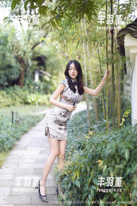 YouMi尤蜜荟 - 娇喘JC与灰丝的故事：一个美图合集让你目不转睛