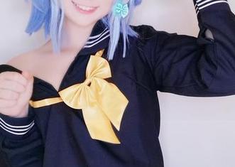 下载这组Yuki亭的校服照，绝对不看会后悔的系列！