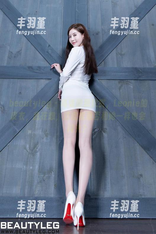 beautyleg - 高清图册欣赏，Leonie的皮衣，我在想，这皮衣是否和她一样也会闪光？