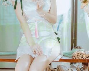 coser衣衣的眼镜图包：拼凑的搭配，总有意想不到的地方