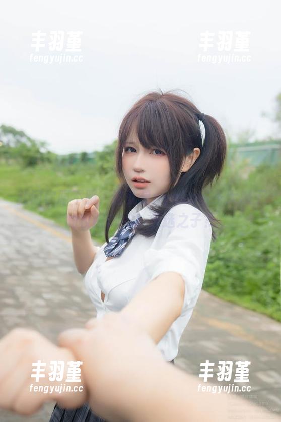 就问你服不服，这就是nyako喵子大魔王的校服COS！天选之子？