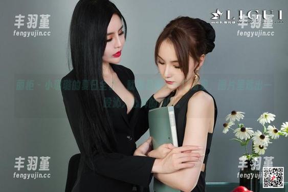 丽柜 - 小璐璐的夏日全套，就像是喝了一口清泉，图片里透出一股沁人心脾的爽啊。