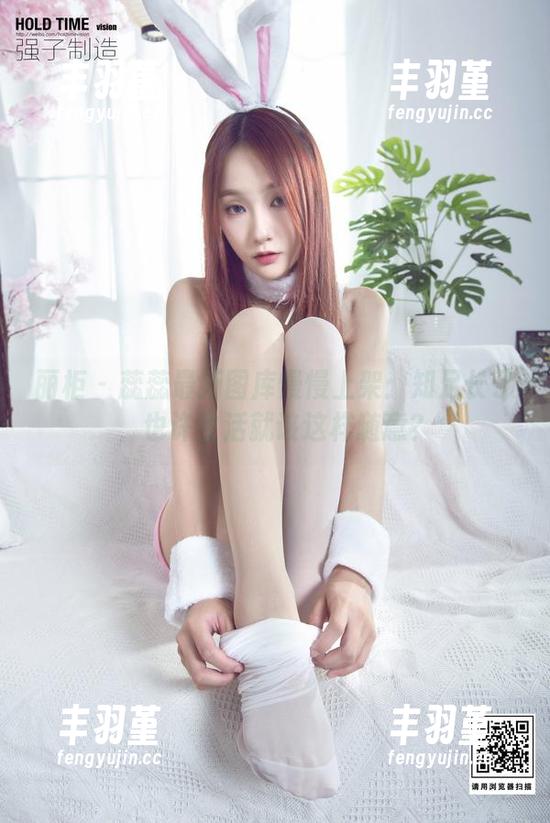 丽柜-蕊蕊 丽柜 - 蕊蕊最新图库慢慢上架:知足长了,也许生活就该这样随意?