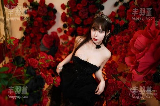 免费写真小助手——双马尾亚马逊鲶鱼，要不来点不一样的裤袜搭配？