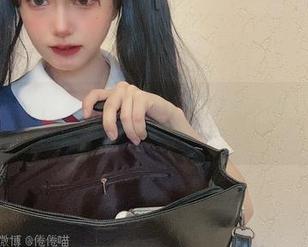 突如其来的倦倦喵最新分享，放课后体操服？这画风我是醉了…