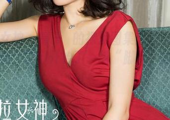 克拉女神 - 高子琁的裸足图集：当脚趾遇见大地，它们开始了一场“脚下”的旅行！