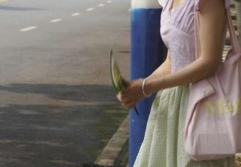 初夏女神 - 柒柒的空中游记合集——捕捉天上的白云走失人口