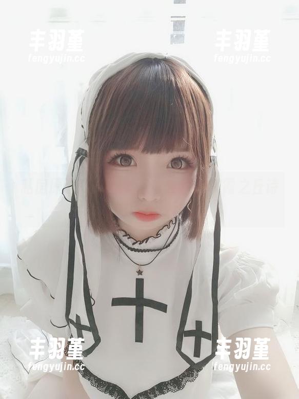 私房原图来袭：十万珍吱伏特和霞之丘诗羽的疯狂联动！