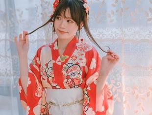 千万不要小看这千反田鹿子的婚纱写真，图集里的每一帧都有话说。