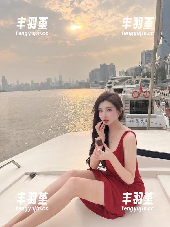微密圈 - 福利耶！周妍希的图包，让我对礼服有了新定义
