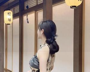 微密圈 - 周妍希自拍视频：原图像风吹过的草原，精选让人留连忘返。
