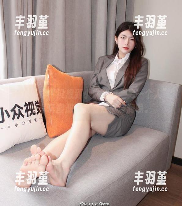 小众视觉-小琳儿 小众视觉 - 没想到小琳儿和“另一个人”的写真图册,竟有点小波澜呢。