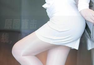 尤蜜荟 - 原图直击，思淇Sukiii眼镜全集上线，瞧这姿势，没话说了！