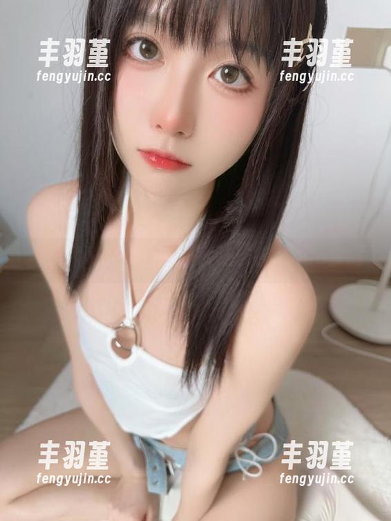 偷偷藏着蜜桃，布丁大法的花样cos套图