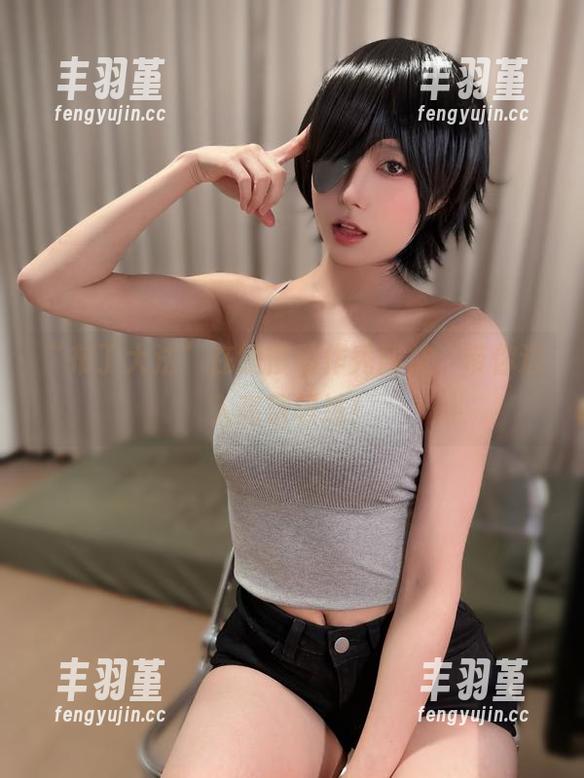 “布丁大法”在线慢动作秀网袜，带你进入高清领域！