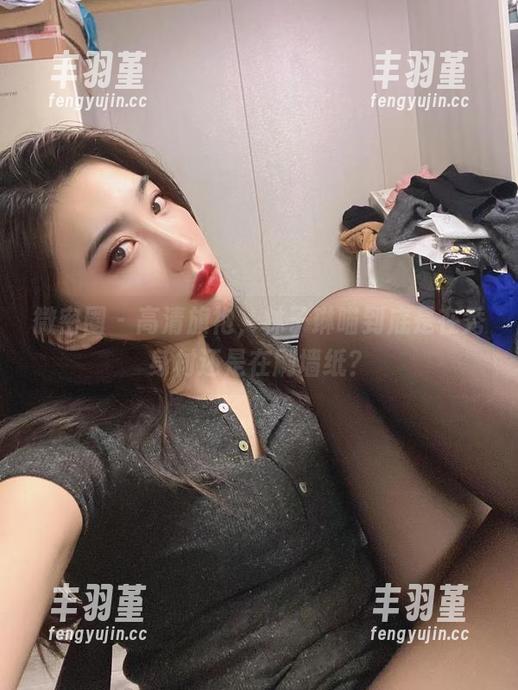 微密圈 - 高清旗袍，林子琳喵到底是在秀身材还是在刷墙纸？