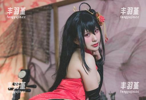 柘烟Zuken的和服写真合集，我能把这些壁纸全贴墙上吗？太迷人了吧…