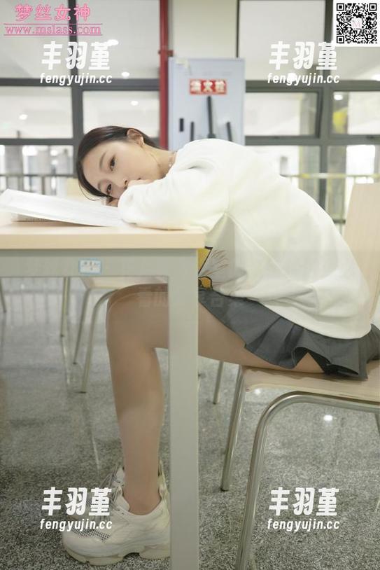 梦丝女神 - 花月舞与浴室的亲密接触：必看的分享合集