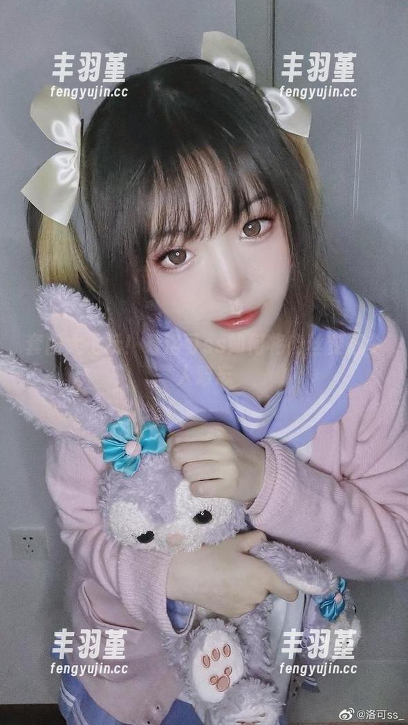 套图大飞跃！看洛可ss如何将肉丝变得令人难忘