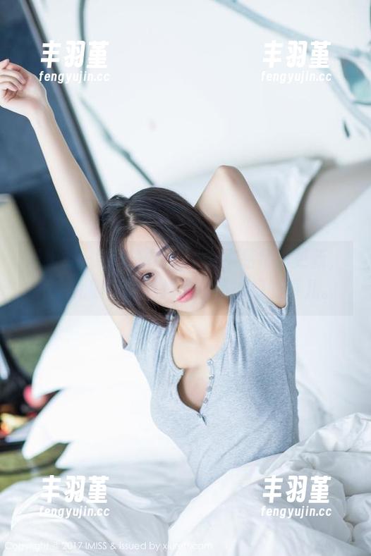 爱蜜社 - 乐乐Mango的作品集再更新，一堆礼服，让我想了想不该想的事儿。