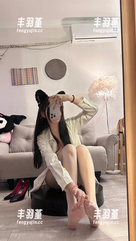 微密圈 - 玫桃泡芙：我和我的蕾丝内衣，感觉就像在午夜厨房搅拌一碗梦！图片都有