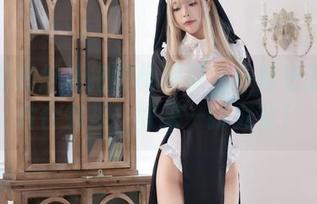 只有白烨烨能把黑枪和呆女仆塞进这些图片合集里，快来一探究竟！