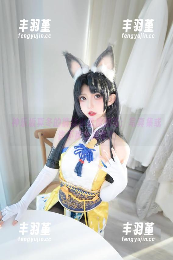 神乐坂真冬 神乐坂真冬的裤袜小恶魔侧写:写真集或许不那么简单?