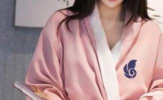 秀人网 - Yuki鱼儿的照片有种“不想让我好好下载”的清透气息，点开就出不来了。