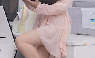 秀人网 - 唐翩翩最新红裙合集：这裙子穿上妥妥的女神，别怪我没警告你白睡！